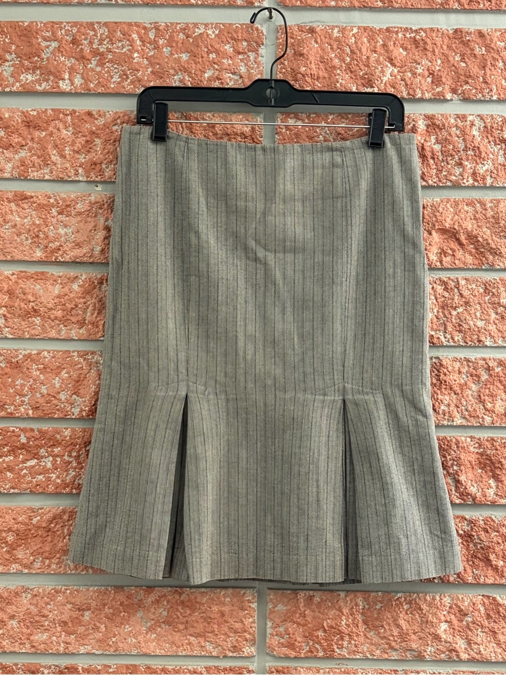 To the Max Gray Pinstripe Pencil Skirt with Knife Pleats